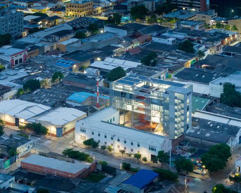 Fabrica de Cultura, ETHZ / UN / UNESCO Carneval, Colombia, Foto: Iwan Baan
© Fabrica de Cultura, ETHZ / UN / UNESCO Carneval, Colombia, Foto: Iwan Baan Uttnext_01, Fabrica de Cultura, 2024 - Fabrica de Cultura, ETHZ / UN / UNESCO Carneval, Colombia, Foto: Iwan Baan