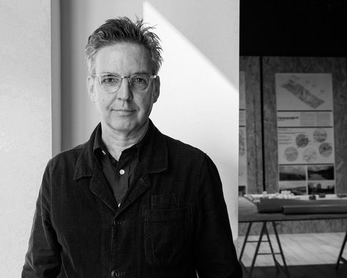 Hubert Klumpner
© Hubert Klumpner, photo: Peter Rigaud Hubert_Klumpner, Photo by Peter Rigaud - Hubert Klumpner